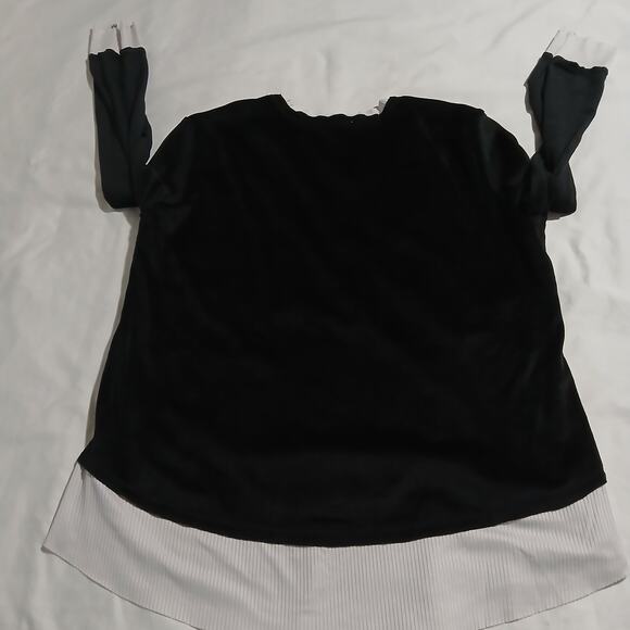 Christmas Top XL Snowmen Black Velour Built in Blouse at Hem & Cuffs Clover+Pine - Picture 8 of 13